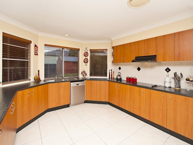 4 Azahar Street, Carseldine QLD 4034