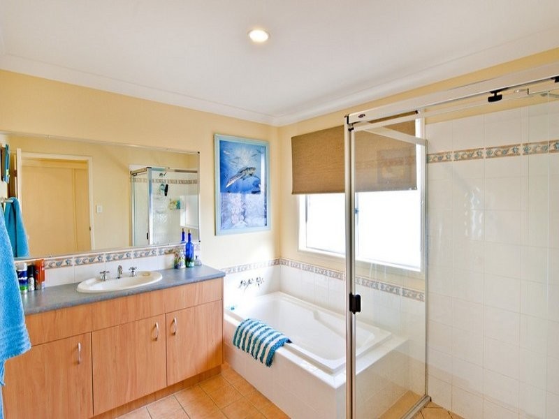 4 Azahar Street, Carseldine QLD 4034