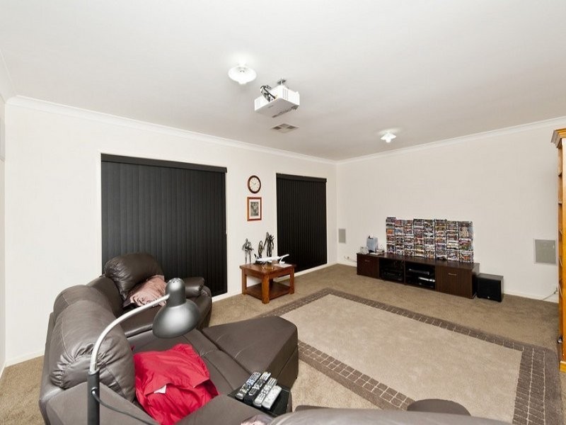 51 Lillydale Street, Carseldine QLD 4034