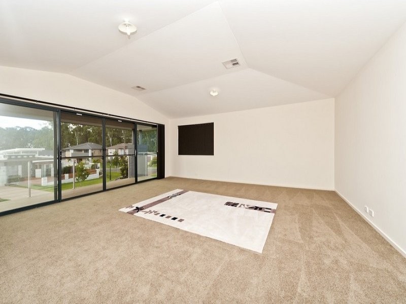 51 Lillydale Street, Carseldine QLD 4034