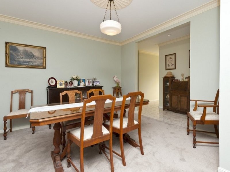 14 Myall Place, Bridgeman Downs QLD 4035