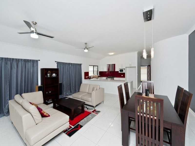 12 Pressland Street, Carseldine QLD 4034