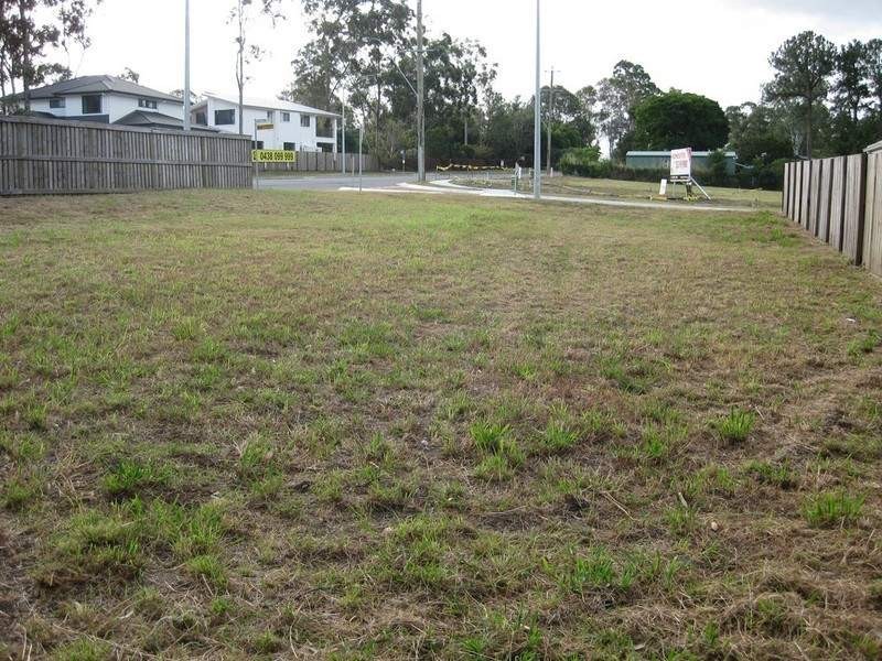 1 Booyong Place, Bridgeman Downs QLD 4035