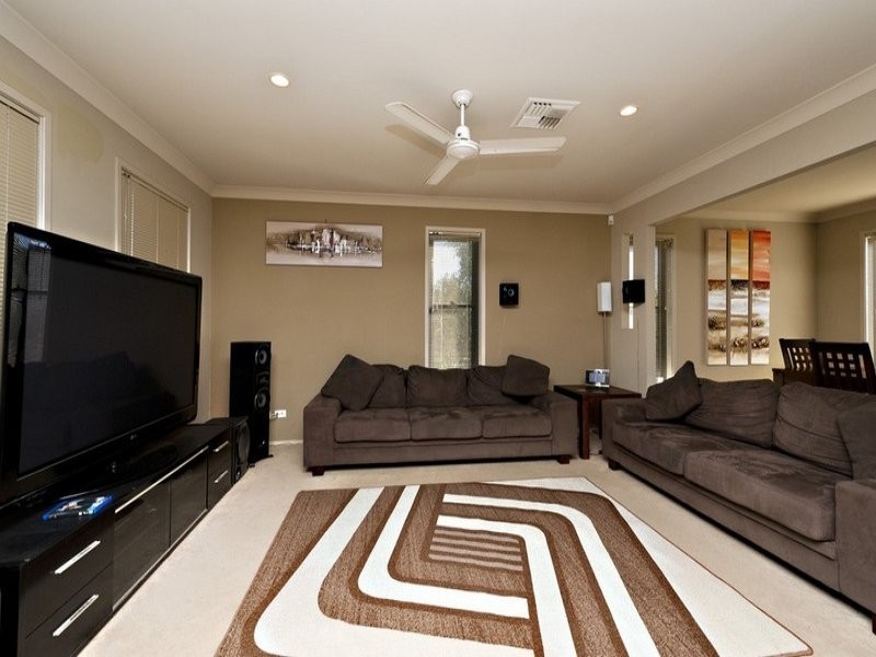 2 Nardoo Close, Carseldine QLD 4034