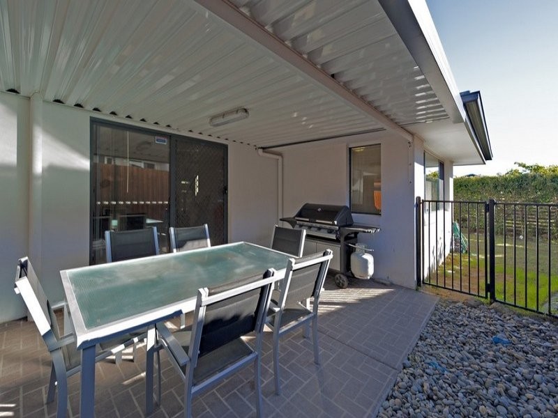 2 Nardoo Close, Carseldine QLD 4034
