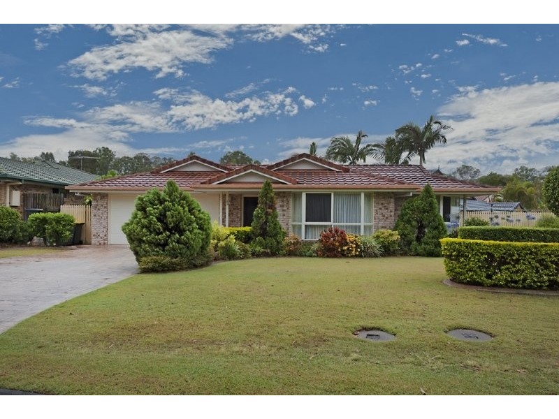 98 Oxford Cr, Bridgeman Downs QLD 4035
