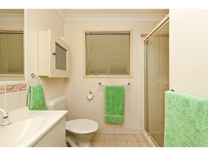 98 Oxford Cr, Bridgeman Downs QLD 4035