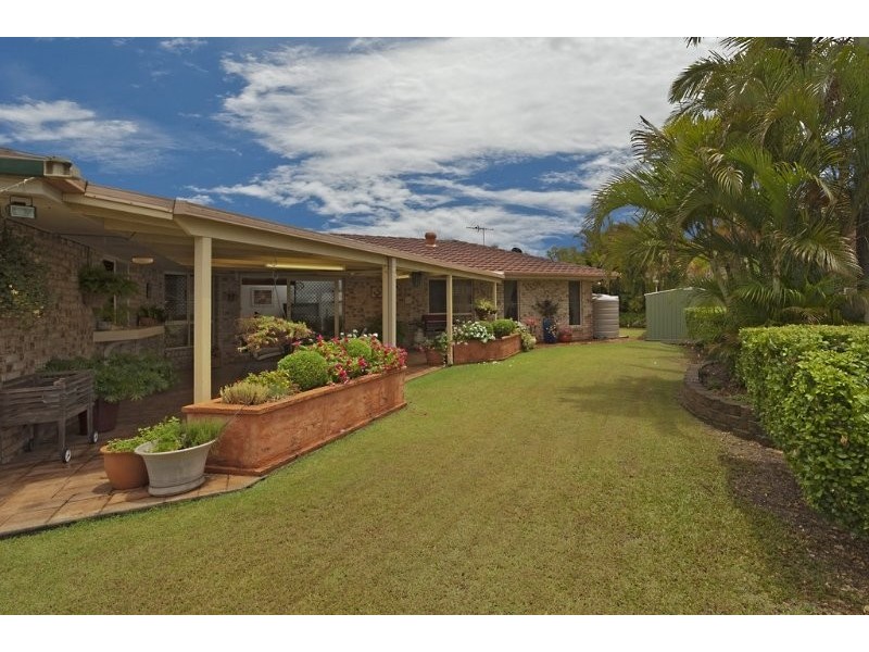 98 Oxford Cr, Bridgeman Downs QLD 4035