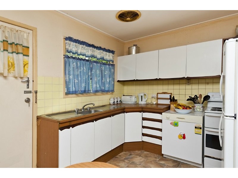 1 Markway St, Chermside West QLD 4032