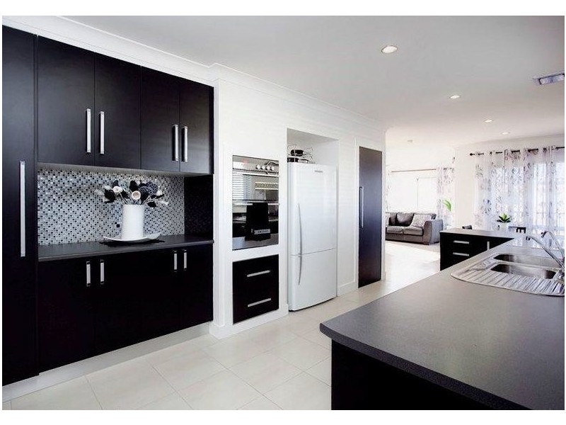 61 Picasso Cres, Carseldine QLD 4034