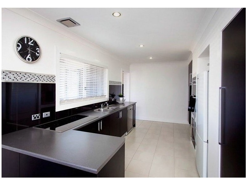 61 Picasso Cres, Carseldine QLD 4034