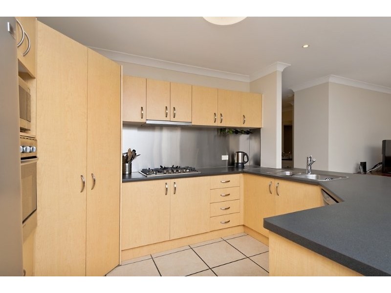 166 Saturn Cres, Bridgeman Downs QLD 4035