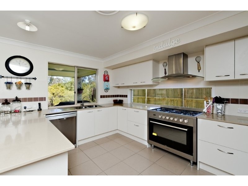 13 Highbridge Circuit, Carseldine QLD 4034