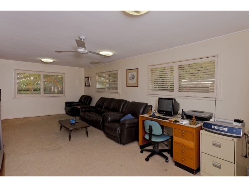 11 Karen Street, Aspley QLD 4034