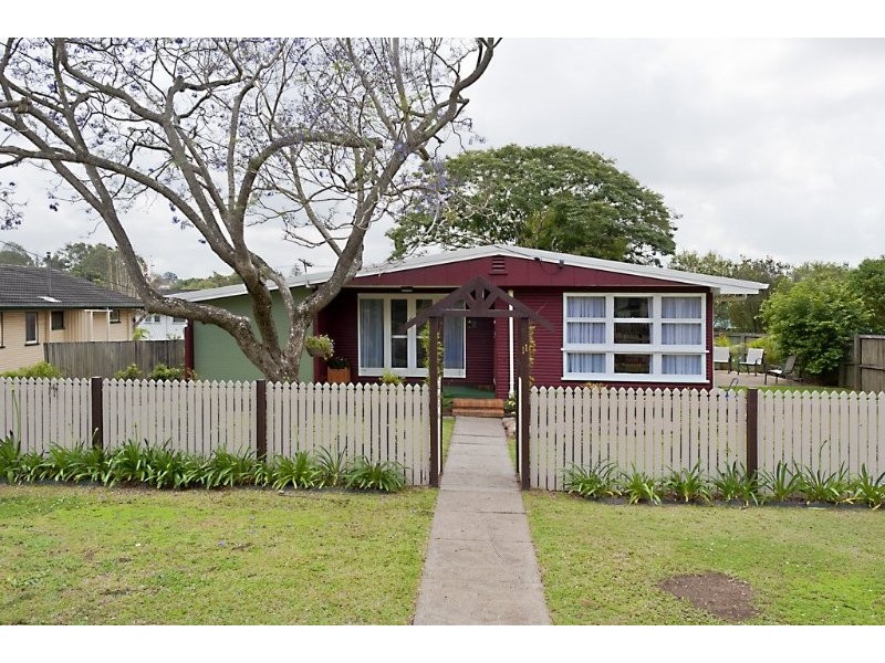 11 Whittaker Street, Chermside West QLD 4032