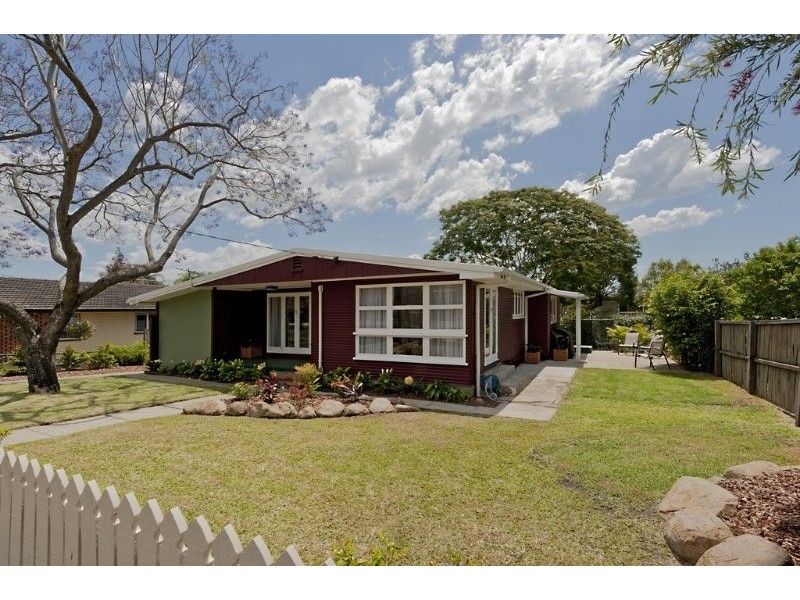 11 Whittaker Street, Chermside West QLD 4032