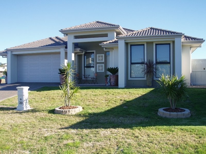 20 Laguna Place, Bridgeman Downs QLD 4035