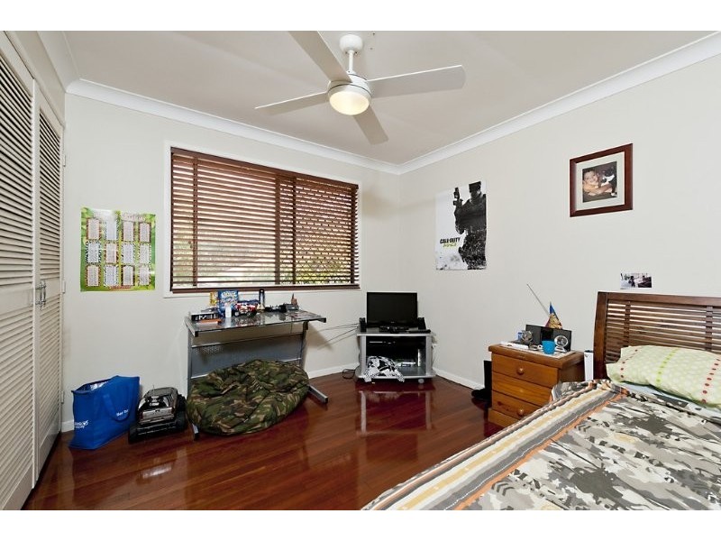 15 Whitehorse Street, Carseldine QLD 4034