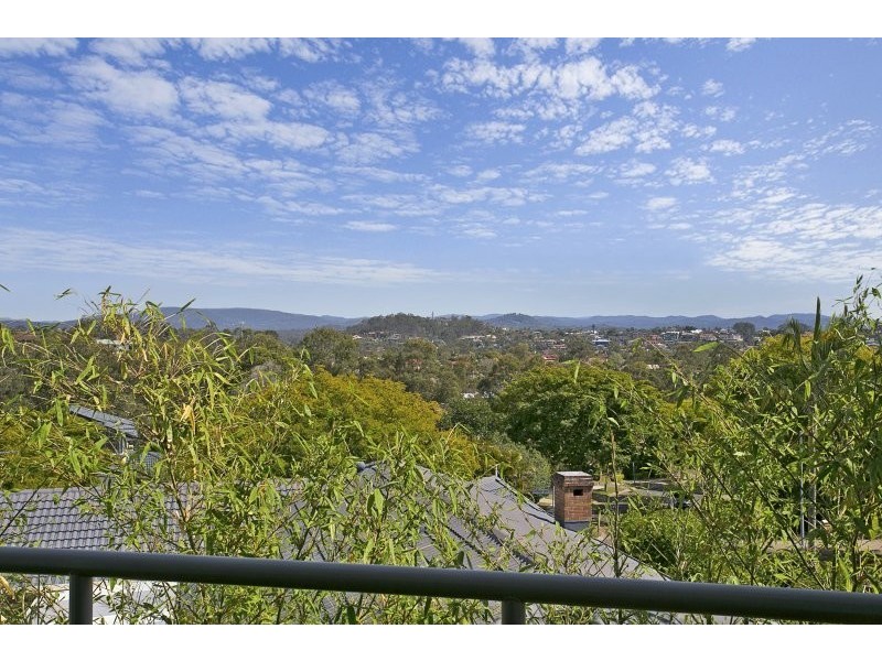 65 Dove Tree Crescent, Sinnamon Park QLD 4073