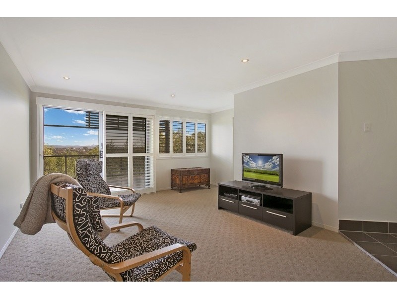 65 Dove Tree Crescent, Sinnamon Park QLD 4073