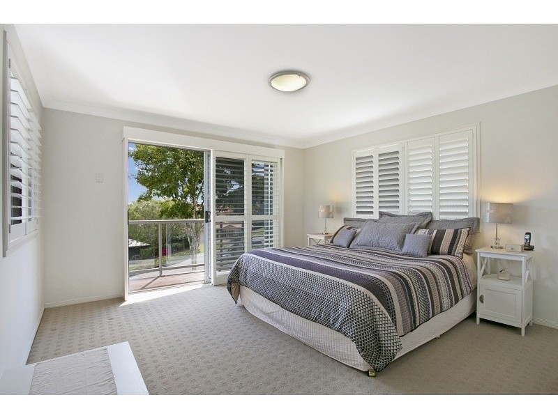 65 Dove Tree Crescent, Sinnamon Park QLD 4073