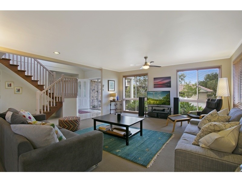 4 Peach Place, Middle Park QLD 4074