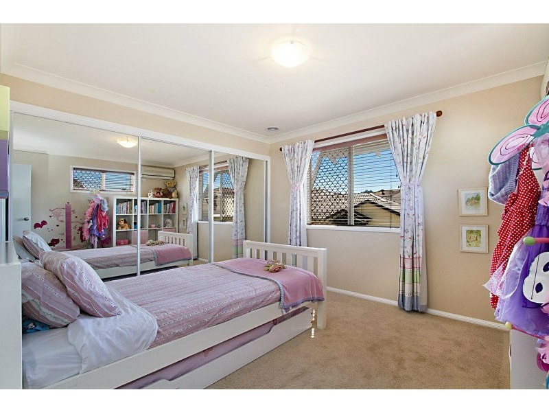 Sinnamon Park QLD 4073