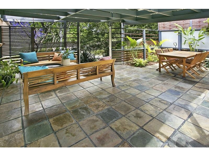 Seventeen Mile Rocks QLD 4073