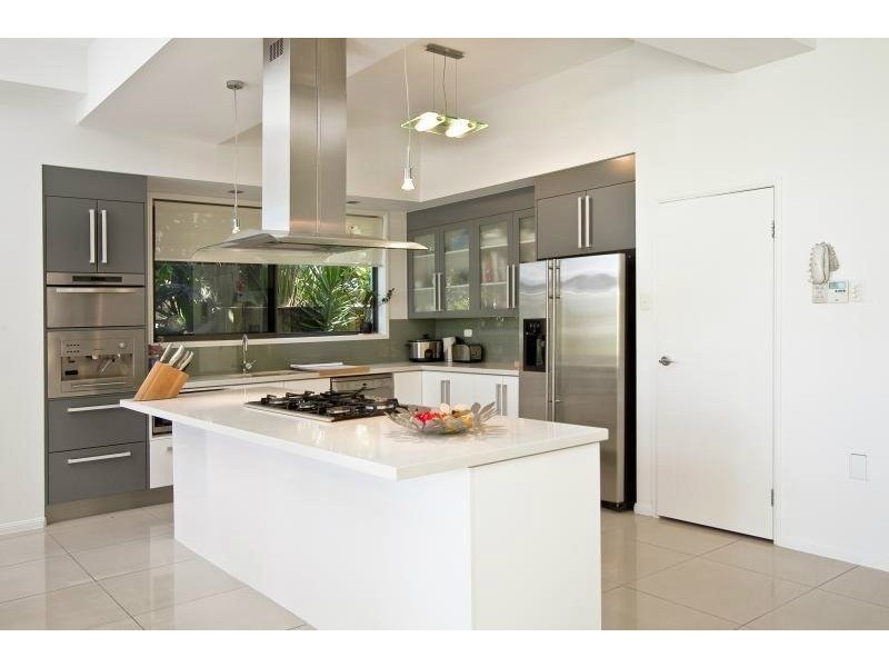 Seventeen Mile Rocks QLD 4073