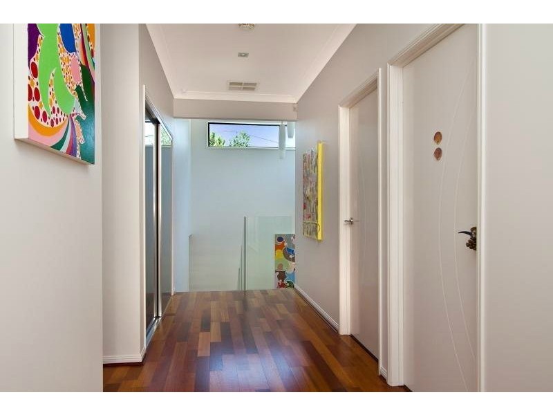 Seventeen Mile Rocks QLD 4073