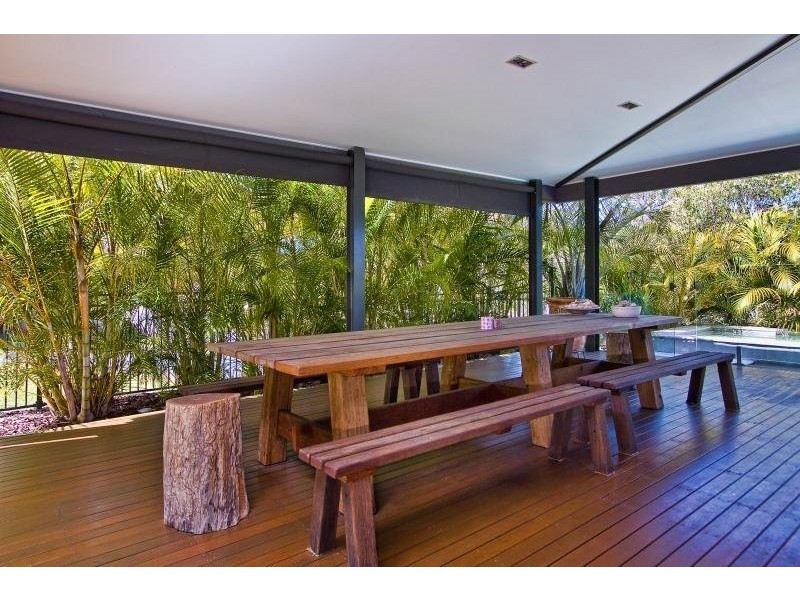 Seventeen Mile Rocks QLD 4073