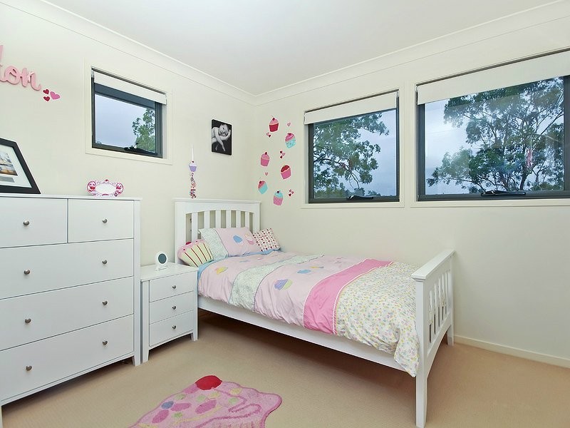 Mount Ommaney QLD 4074