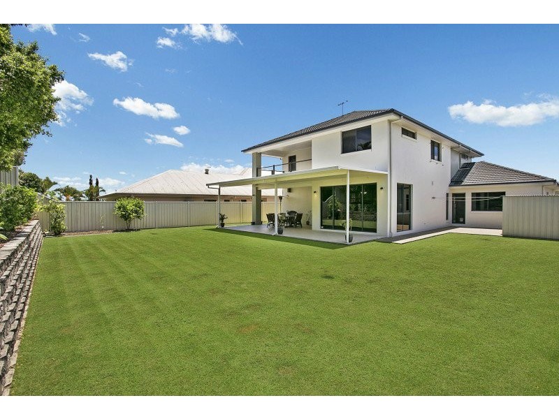 Seventeen Mile Rocks QLD 4073