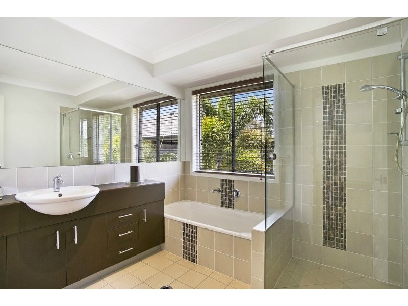 Sinnamon Park QLD 4073