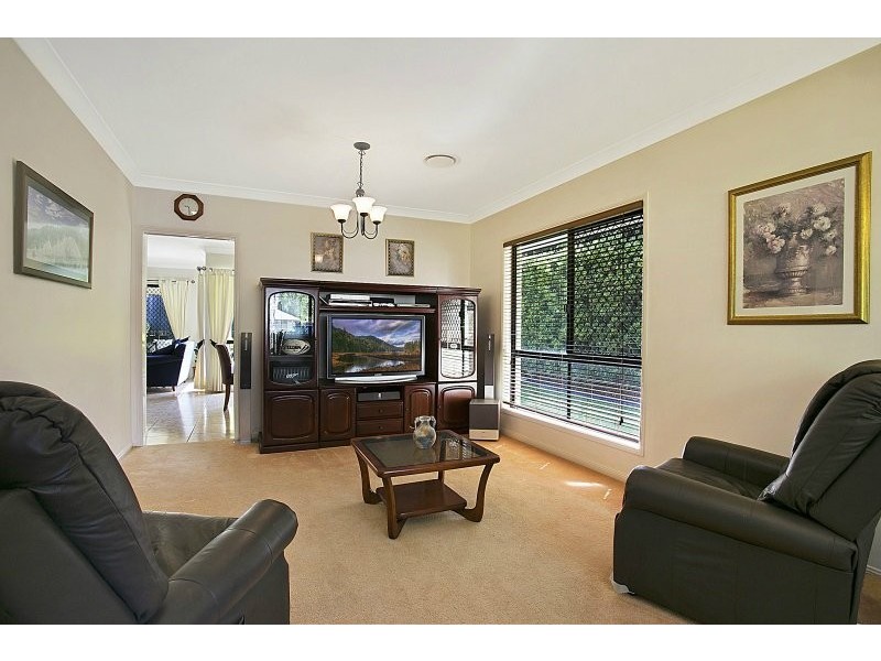 Seventeen Mile Rocks QLD 4073