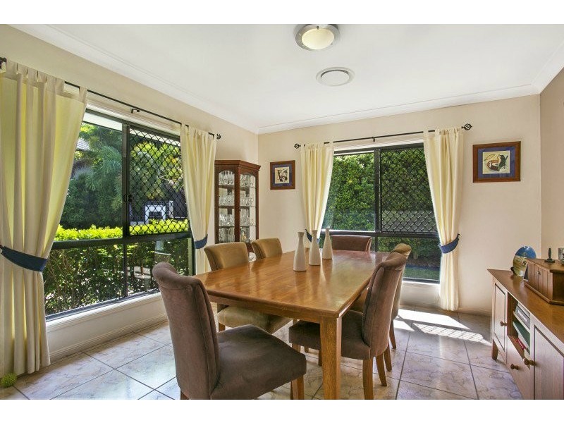 Seventeen Mile Rocks QLD 4073