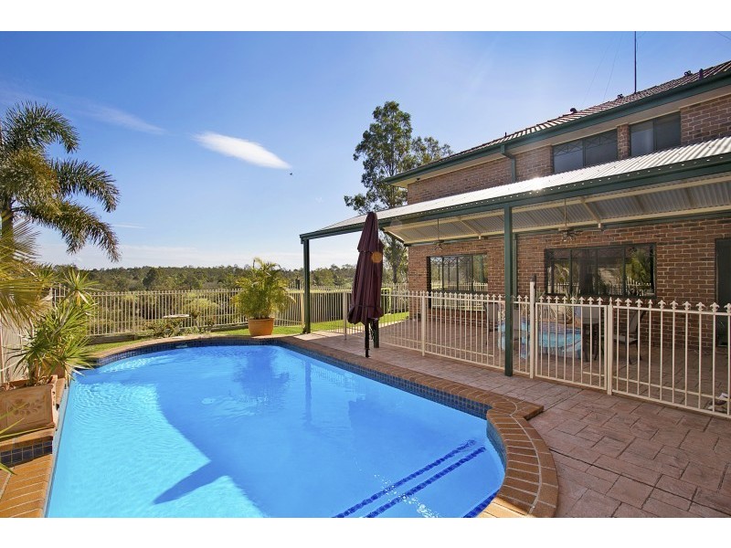 40 Drysdale Street, Mount Ommaney QLD 4074