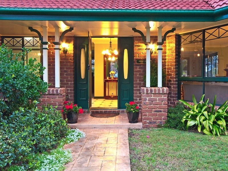 40 Drysdale Street, Mount Ommaney QLD 4074