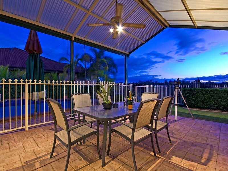 40 Drysdale Street, Mount Ommaney QLD 4074
