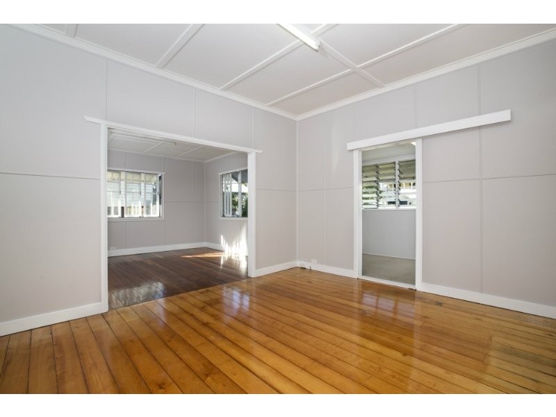 82 Uxbridge Street, Grange QLD 4051