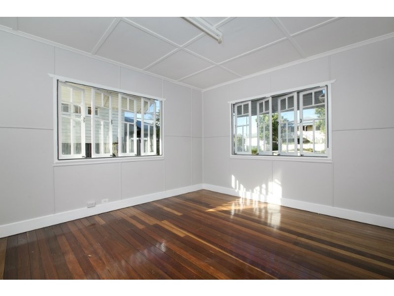 82 Uxbridge Street, Grange QLD 4051