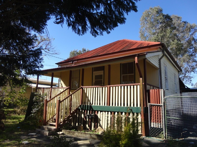 16 Birgen Hills Rd, Bundamba QLD 4304