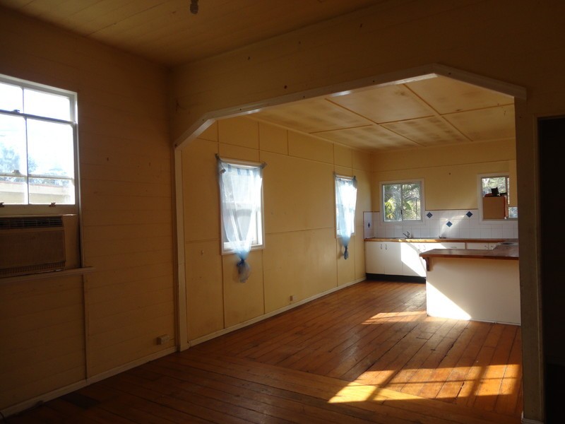 16 Birgen Hills Rd, Bundamba QLD 4304