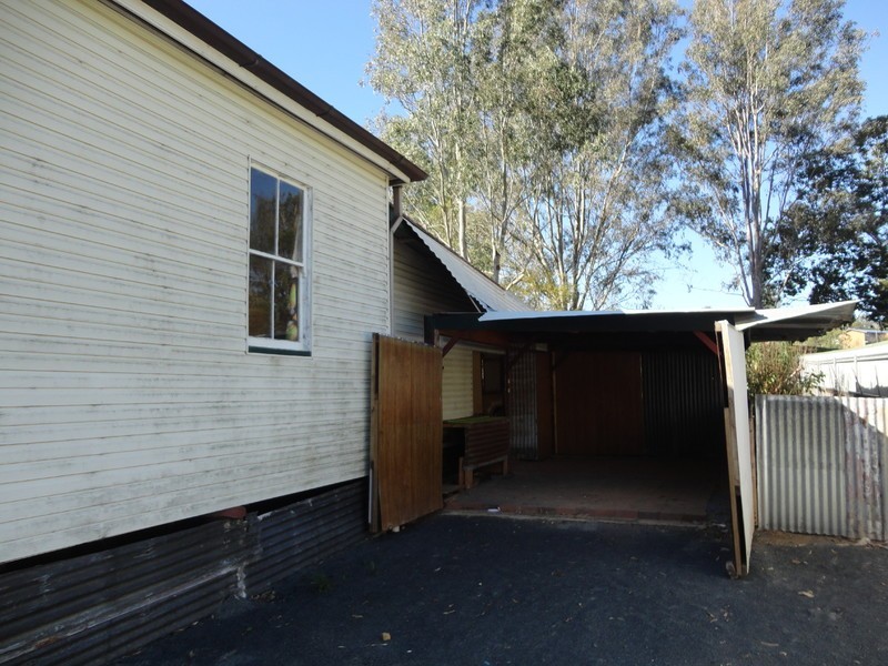 16 Birgen Hills Rd, Bundamba QLD 4304