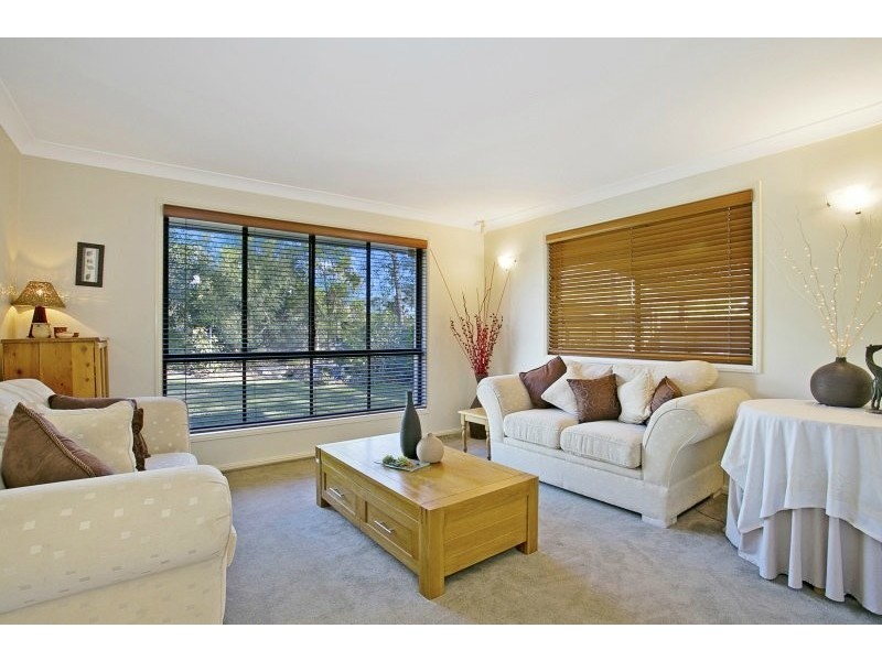 35 Backhousia Cres, Sinnamon Park QLD 4073