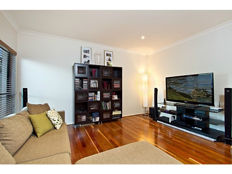 Sinnamon Park QLD 4073