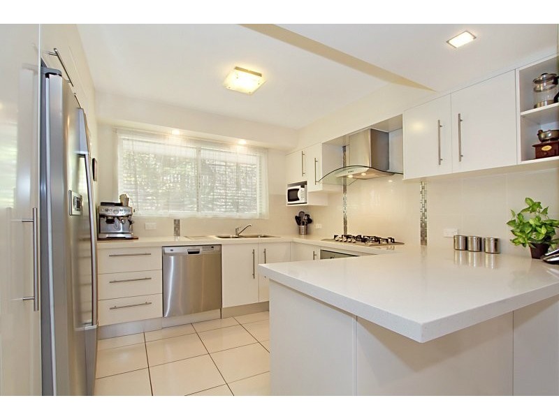 14 Coomb St, Seventeen Mile Rocks QLD 4073