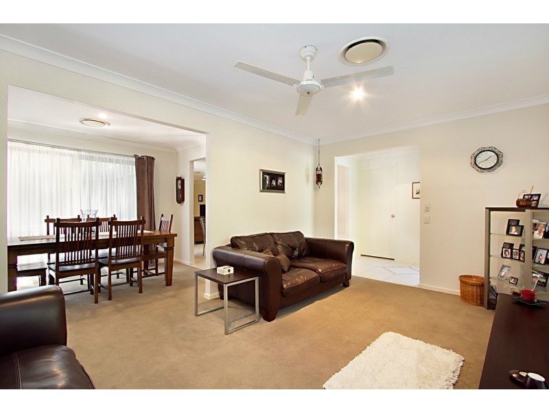 14 Coomb St, Seventeen Mile Rocks QLD 4073