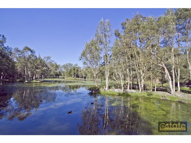 14 Coomb St, Seventeen Mile Rocks QLD 4073