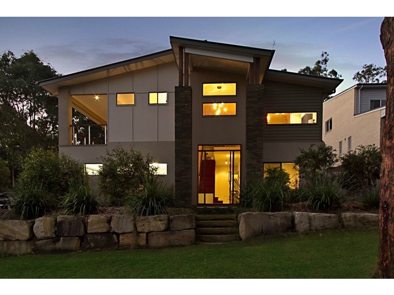 Seventeen Mile Rocks QLD 4073